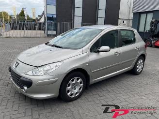Auto da rottamare Peugeot 307 307 (3A/C/D), Hatchback, 2000 / 2009 1.6 16V 2006/1