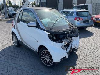 Smart Fortwo Fortwo Coupe (451.3), Hatchback 3-drs, 2007 1.0 52kW,Micro Hybrid Drive picture 3