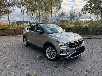 Avarii autoturisme Volkswagen T-Roc Volkswagen T-Roc 1.5 TSI DSG Panoramadach Camera AHK VOL 2022/5