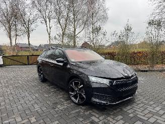 uszkodzony samochody osobowe Skoda Octavia Octavia Combi 2.0 TDI 110 kW Sportline 360Camera HUD Trekhaak VOL 2025/2
