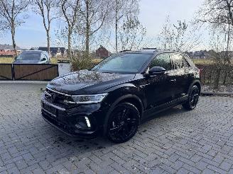 uszkodzony samochody osobowe Volkswagen T-Roc Volkswagen T-Roc R-Line 1.5 TSI DSG 2025 Camera AHK VOL! 2025/6