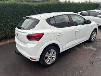 Unfallwagen Dacia Sandero  2021/4