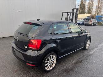krockskadad bil auto Volkswagen Polo  2016/4