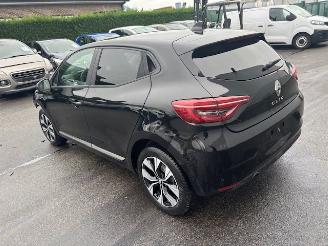 skadebil auto Renault Clio BENZINE+ GPL 2023/4