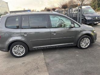 Volkswagen Touran GEEN SCHADE EN ETAT NO DAMAGE picture 7