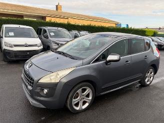 Damaged car Peugeot 3008  2011/6