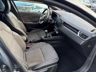 Renault Clio  picture 5