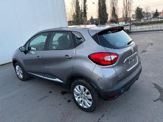 Schadeauto Renault Captur  2016/2