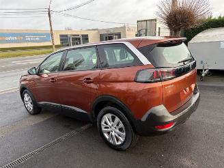 skadebil auto Peugeot 3008 AUTOMAAT 7 SEATS 2021/6