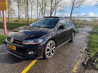 skadebil auto Volkswagen Polo 2.0 TSI GTI N.A.P. Panoramadak Stoelverwarming 2019/4