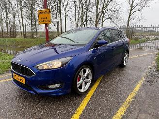 krockskadad bil auto Ford Focus Wagon 1.0 Titanium 2016/9