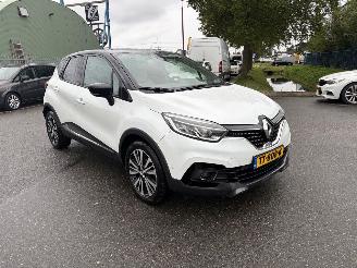 Renault Captur 1.2 TCe Initiale Paris picture 7