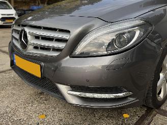 Mercedes B-klasse B200 Automaat NAP Origineel NL! picture 4