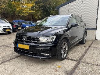 Coche accidentado Volkswagen Tiguan 1.4 TSI ACT R-line Panoramadak Origineel NL! 2017/1