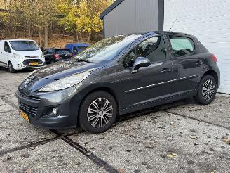 Peugeot 207 1.4 VTi XS Clima CruiseControl GEEN SCHADE! picture 3