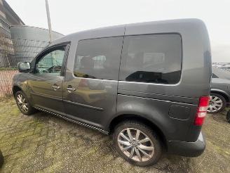 Volkswagen Caddy Combi  picture 3