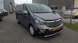 krockskadad bil bedrijf Opel Vivaro 1.6 CDTI L2H1 DCInEC 148920 Luxe uitvoering!! GEEN BTW!! 2017/1