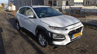 škoda osobní automobily Hyundai Kona 1.0T GDI Comfort Lichte voorschade Prachtige auto! 2019/1