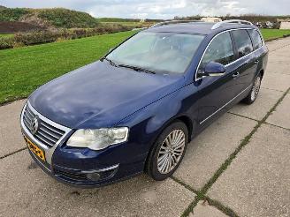 Volkswagen Passat 3.2 FSI V6 32V 4x4 picture 3