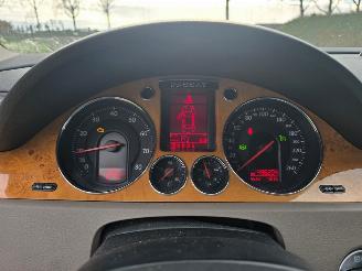 Volkswagen Passat 3.2 FSI V6 32V 4x4 picture 12