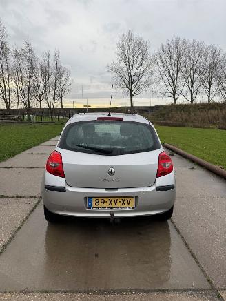 Renault Clio Koppeling stuk picture 4