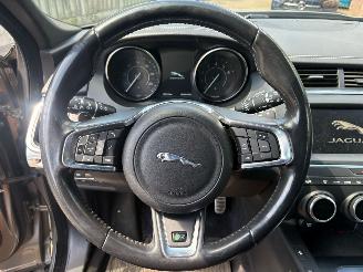 Jaguar E-Pace R-SPORT 250 PK AWD PANORAMA VOLL picture 12