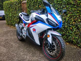 damaged motor cycles CFMoto  3x TR MOTOR GP1 NIEUW!!! 2025/1