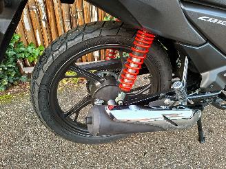 Honda CB 125 F A1 RIJBEWIJS picture 19