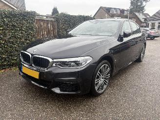 skadebil auto BMW 5-serie 530e iPerformance High Executive Edition 260PK AUTOMAAT 2019/11