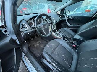 Opel Astra 1.4 Turbo 16V Hatchback 4Dr Benzine 1.364cc 88kW (120pk) FWD 2010-10/2015-10 (PD6EU; PE6EC; PE6EU; PF6EC; PF6EU) A14NET picture 22