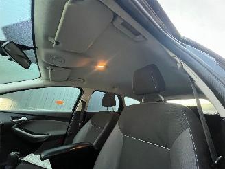 Ford Focus 1.6 TDCi ECOnetic Combi/o  Diesel 1.560cc 77kW (105pk) picture 14