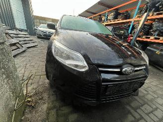 Auto incidentate Ford Focus 1.6 TDCi ECOnetic Combi/o  Diesel 1.560cc 77kW (105pk) 2013/1