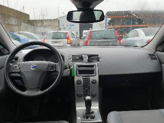 Volvo V-50 2.4 20V Combi/o  Benzine 2.435cc 103kW (140pk) FWD picture 19