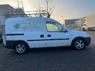 Opel Combo 1.3 CDTI picture 11