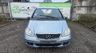 Schadeauto Mercedes A-klasse 2.0 A-180 CDI 16V 5-Drs. Hatchback 4Dr Diesel 1.991cc 80kW (109pk) FWD 2004-06/2012-08 (169.007) OM640940; EURO4 2007/11