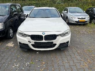 Unfallwagen BMW 3-serie 320d 2.0 16V Combi/o  Diesel 1.995cc 135kW (184pk) 2015/3
