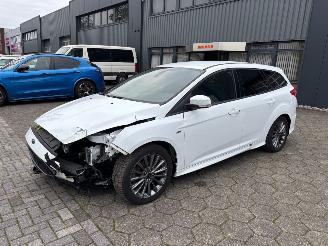 Damaged car Ford Focus 1.5 EcoB.SCTi WAG 2018/1