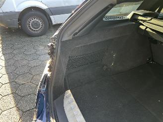 BMW 3-serie 320e Touring picture 14