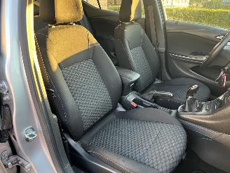 Opel Astra 1.0 Online Edition picture 23