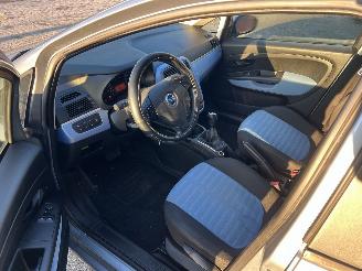 Fiat Grande Punto 1.4 Edizione picture 17