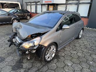 Damaged car Opel Corsa 1.6 16V OPC LINE 2011/6