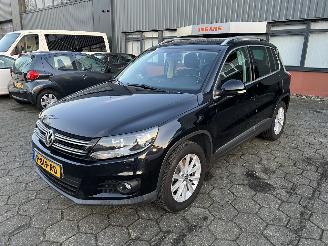 Schadeauto Volkswagen Tiguan 1.4 TSI BMT 2011/8