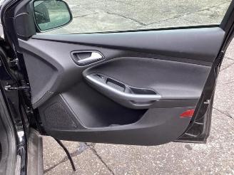 Ford Focus Focus 3 Wagon, Combi, 2010 / 2020 1.0 Ti-VCT EcoBoost 12V 125 picture 28