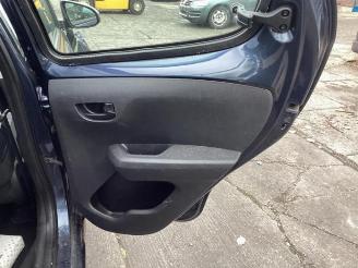 Peugeot 108 108, Hatchback, 2014 1.0 12V picture 23