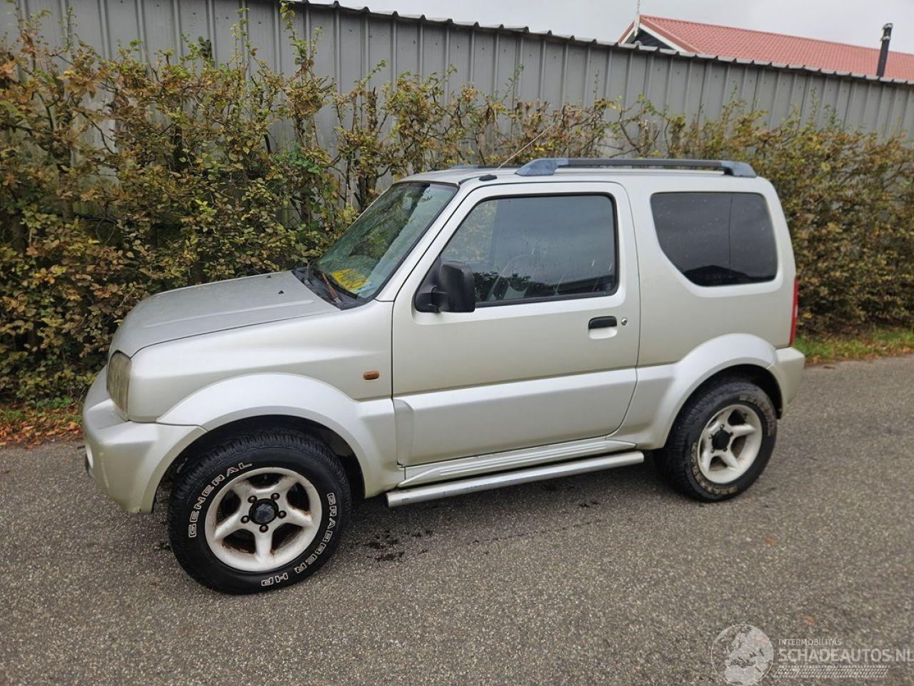 Suzuki Jimny 1.3i 4x4
