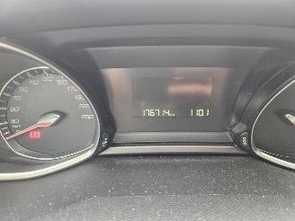 Peugeot 308 1.6 16V THP Hatchback 4Dr Benzine 1.598cc 92kW picture 13