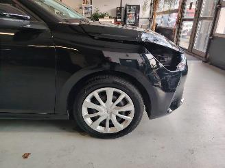 Opel Corsa  picture 9