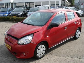 uszkodzony samochody osobowe Mitsubishi Space-star 1.0 12_V (A05) 2014/10