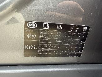 Land Rover Discovery 3.0 HSE SD6 picture 19