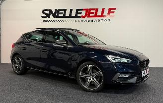 damaged passenger cars Seat Leon Seat Leon 2.0 TSI FR|BOM VOL|PANO|BEATS AUDIO|ACC|LICHTE BLIK SCHADE| 2022/9